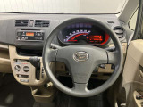 【運転席・助手席】スッキリとしたハンドル周りで使い勝手がいいです★