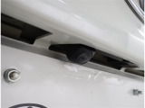 バックカメラが付いているので後方確認が非常にしやすいです。今や運転初心者も熟練者も必須装備!ついていて損はないですね♪