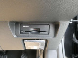 ここに ETC付いております。高速道路の料金所もスイスイ♪ ETCカードの申し込みは日産カードがおすすめ!!!「安心」「おトク」「便利」で皆さまのカーライフをサポートする特典満載のカードです。