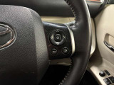 両側パワースライドドアを採用しており、運転席から簡単に開閉操作が可能です。駐車場や狭い場所でも扱いやすく、乗車時・降車時の負担を軽減します。