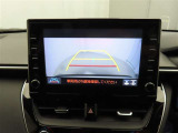バックモニターを装備しています。車庫入れ時等に車両後方が確認出来るのでとても便利です。