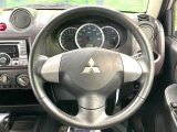 【純正革巻きステアリング】上質な革を使用することで、手にしっかり馴染みとても運転しやすいハンドルです♪