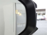 &rdquo;隣の車線を走る車両をレーダーで検知し、ドアミラーでは確認しにくい後側方エリアに存在する車両に加えて、急接近してくる車両も検知します。車両を検知するとドアミラーに搭載されたLEDインジケーターが点灯