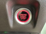 ワンプッシュでエンジンのスタート、ストップが出来て便利です。