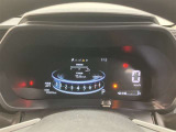 視認性の良いメ-タ-を採用しており、快適なドライブをサポ-トします♪