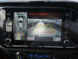 バックガイドモニターで、後方を確認しながら安心して駐車することができます。運転初心者も熟練者も必須の機能ですよ!