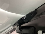 ドライブレコーダー付きなので、もしもの事故の際の記録はもちろん、旅行の際の思い出としてドライブの映像を楽しむことができます☆