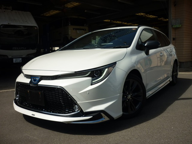 カローラツーリング 1.8 ハイブリッド W×B E-Four 4WD 