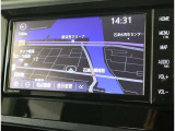 純正ナビを装備。タッチパネル式で使いやすく、お出かけもラクラクです。