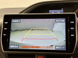 いまや必須装備「ナビゲーション」搭載!知らない場所にスイスイッとドライブ。もう、これなしではハンドルを握れませんね!でも運転中の操作は危険ですのでご注意ですね☆