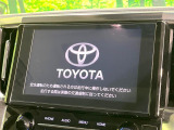 【9インチ ディスプレイオーディオ】大画面ディスプレイへお持ちのスマートフォンと連携して、ナビやbluetoothでの音楽再生が可能です♪デザインはもちろん操作性も良好!別途ナビ機能の取付可能です♪