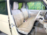 運転席シート廻りは使用感も少なく、良好な状態となっています。丁寧に使われていたことがよくわかりますね。