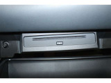 DVD再生機能付きです。