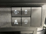 長時間の運転をサポートする運転席です。目にやさしいオプティトロンメーターや多岐にわたる情報を表示いたします。