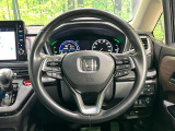 【純正革巻きステアリング】上質な革を使用することで、手にしっかり馴染みとても運転しやすいハンドルです♪