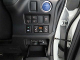 両側電動のスライドドアで楽々スムース!運転席からも開閉の操作もできます♪キーのスイッチひとつで自動開閉できる便利な機能もついてます♪