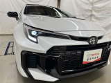 LEDヘッドライトです。デザイン性がよくとても明るいので、夜間の走行や悪天候でも安心です。しかも長寿命!
