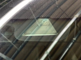 【ホンダセンシング】走行中に前方の車両等を認識し、衝突しそうな時は警報とブレーキで衝突回避と被害軽減をアシスト。より安全にドライブをお楽しみいただけます。