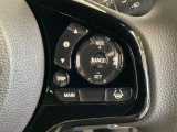 ハンドルにHondaセンシング系のクルーズコントロールやレーンキープアシストなどのスイッチが装備されています。ハンドルから手を離さず安全に操作できます。