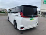 ルームクリーニングも隅々まで綺麗にしてお渡ししています。他店の車のクオリティと比較してください!!!