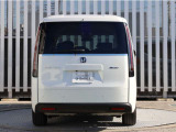当店は、『安心して選べる中古車を。乗ってからも、安心が続く中古車を。』モットーにHONDA認定中古車を販売させていただいております。