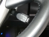 【レーダークルーズコントロール】(全車速追従機能付)付きです。車速に応じて追従支援してくれるので、ロングドライブも快適です。詳細は販売店スタッフまでおたずねください。