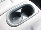 操作性に優れた運転席となります!小物入れや各ボタンの配置にこだわり、使いやすいです!座り心地もよく視認性も良好なのでロングドライブもお任せ下さい!