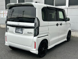 後席プライバシーガラス 車内の気温上昇を抑えます