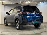 リヤ、後ろから見るとまた車の印象が変わってきますね☆☆