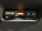 いまや快適なカーライフに欠かせないETC2.0が付いています。