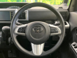 【スマートアシストⅢ】走行中に前方の車両等を認識し、衝突しそうな時は警報とブレーキで衝突回避と被害軽減をアシスト。より安全にドライブをお楽しみいただけます。