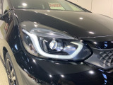 LEDヘッドライトで夜道も安心!
