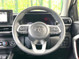 【純正革巻きステアリング】上質な革を使用することで、手にしっかり馴染みとても運転しやすいハンドルです♪