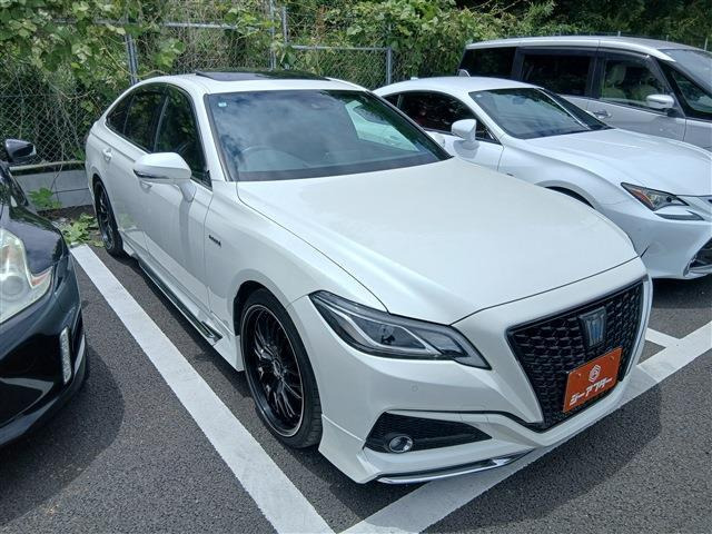 クラウン ハイブリッド 2.5 S Cパッケージ 禁煙車 社外エアロ サンルーフ