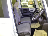 フィット性も良く、楽な運転姿勢を保てます。