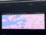 ●純正ナビ:一体感のあるナビは、高級感ある車内を演出してくれます。Bluetooth再生などオーディオ機能も充実しておりますので、運転もより楽しめます♪