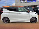 ご成約のおクルマ全て、エンジンオイルを交換してご納車させていただきます!また、点検時に消耗品の状態確認も行い必要に応じて新品交換させていただきます!