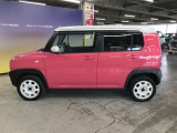 エンジンルーム、室内、クリーニング済みです。厳選したお車を屋内展示場にて展示中☆車両品質には自信がございます!ぜひ一度ご来店ください!!