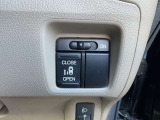 左側電動オートスライドドアスイッチ