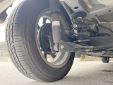 お車を安心してお乗りいただく為には、足回りの定期点検が欠かせません。サービスサポート(有償保証)では無料点検もご提供しており、安心のカーライフをお過ごしいただけるサポート体制が整っています。