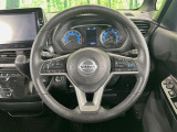 【ステアリングスイッチ】運転中、前方から目線をそらすことなく、オーディオ等の操作が可能な便利機能!安心&快適なドライブを演出してくれます♪