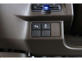 【横滑り防止装置】ドライバーの安全運転をアシストしてくれる装備が充実しています☆ドライバーの不安を安心へと変えてくれますね。