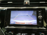 バックモニターがついていますのでバックでの駐車が苦手な方でも大丈夫です。実際のバック駐車は目視確認と合わせてお使い下さい。