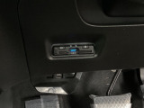 ビルトインタイプの【ETC】で見た目もスッキリ。高速道路の利用にとても便利です。
