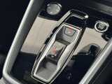 Audiファイナンスでは認定中古車でも残価保証型ローンのお取り扱いがございます。通常の払いきりローンや残価設定型ローンと併せてシミュレーションを承りますので、ご希望のプランをお気軽にお申し付けください。