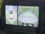 【全方位モニター用カメラ】専用のカメラにより、上から見下ろしたような視点で360度クルマの周囲を確認することができます☆死角部分も確認しやすく、狭い場所での切り返しや駐車もスムーズに行えます。