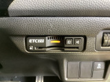 いまや快適なカーライフに欠かせないETCが付いています。