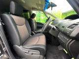 運転席シート廻りは使用感も少なく、良好な状態となっています。丁寧に使われていたことがよくわかりますね。