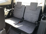 サードシートです。 荷物が思ったより多くなった時や、大人数でのドライブなど、様々なシーンに対応出来ます。