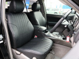 新品シートカバー着用!清潔感のある車内です。